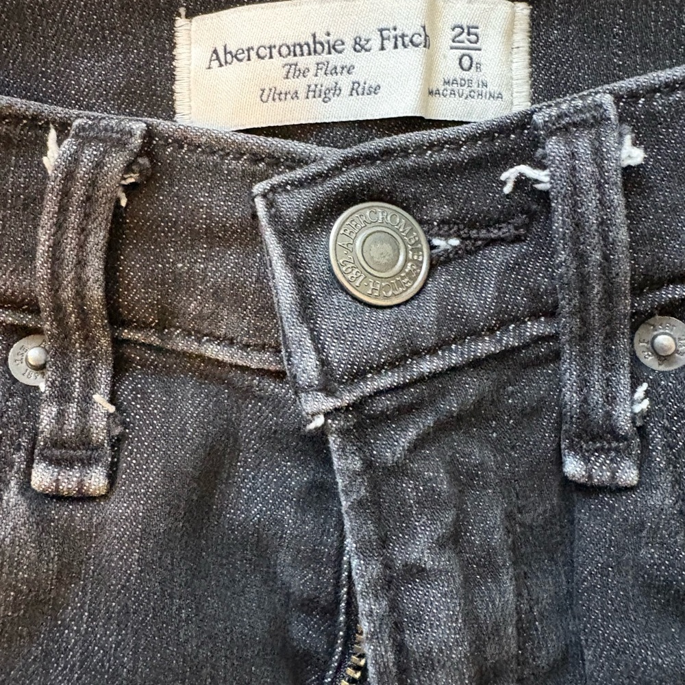 Abercrombie & Fitch Flare Ultra High Rise Jeans in Dark Gray